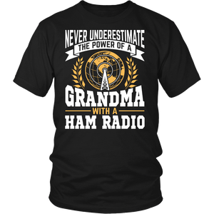Shirt-Never Underestimate The Power of a Grandma With a Ham Radio V.2 ccnc001 hr0029